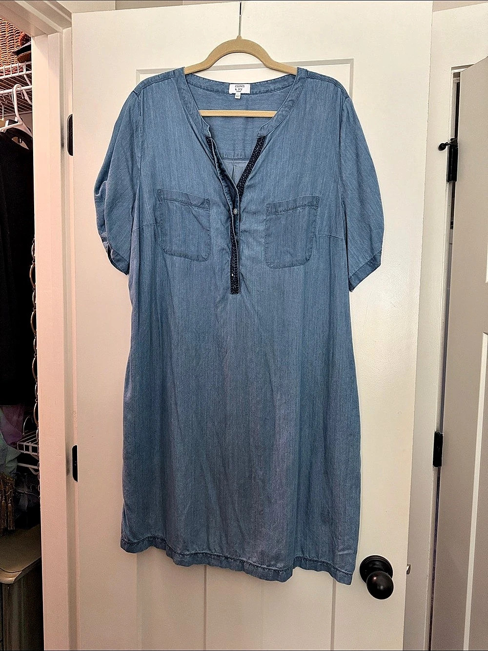 Crown & Ivy Denim-Look Midi Dress Size 16W Like New